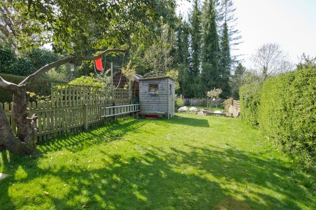  Image of 3 bedroom Cottage for sale in South Hill Droxford Southampton SO32 at Droxford Southampton Hampshire, SO32 3PB