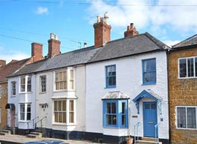  Image of 3 bedroom Terraced house for sale in South Street Castle Cary BA7 at South Street  Castle Cary, BA7 7ES
