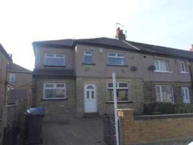  Image of 4 bedroom Property for sale in Southmere Grove Bradford BD7 at Bradford West Yorkshire Bradford, BD7 3NX