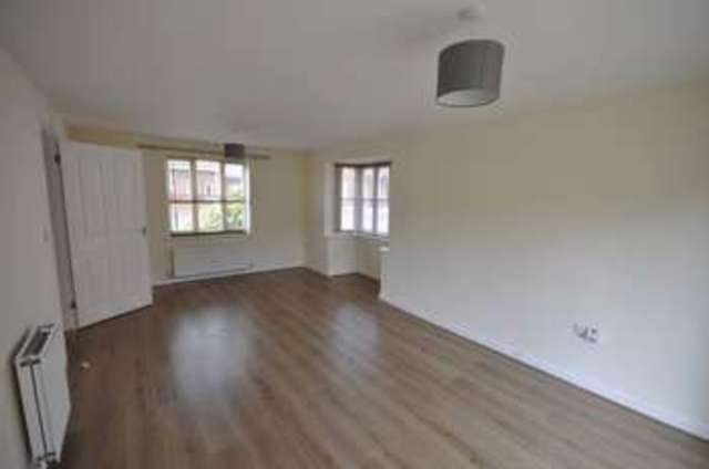  Image of 4 bedroom Detached house to rent in Spinning Wheel Court Cashes Green Stroud GL5 at Spinning Wheel Court  Stroud, GL5 4SS