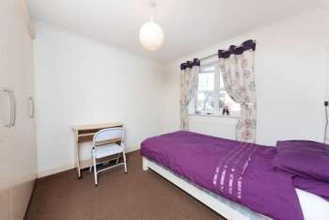  Image of 3 bedroom Flat for sale in St. Albans Road Bournemouth BH8 at St. Albans Road  Bournemouth, BH8 9EP