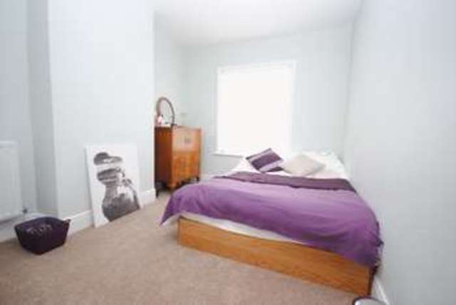  Image of 3 bedroom Semi-Detached house for sale in St. Catherines Road Southampton SO18 at St. Catherines Road  Southampton, SO18 1LU