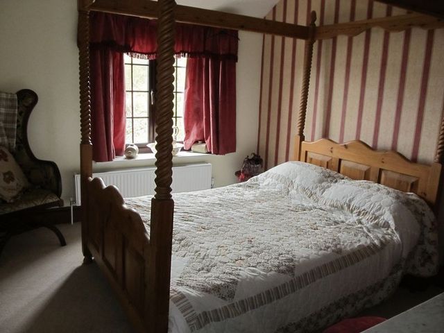  Image of 4 bedroom Semi-Detached house for sale in St. Georges St. Georges Weston-super-Mare BS22 at St. Georges Weston-Super-Mare, BS22 7XE