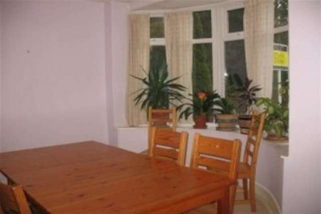 Image of 3 bedroom Detached house to rent in St. James Road Shirley Southampton SO15 at Southampton, SO15 5QF