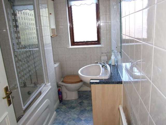  Image of 2 bedroom Maisonette to rent in St. Marys Road Whitchurch Cardiff CF14 at St Marys Court  Whitchurch, CF14 1AG