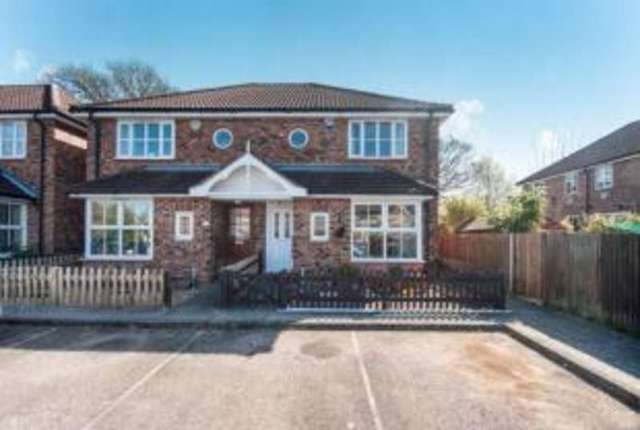  Image of Detached house for sale in St. Richards Mews Broomdashers Road Crawley RH10 at Broomdashers Road Crawley Three Bridges, RH10 1PU