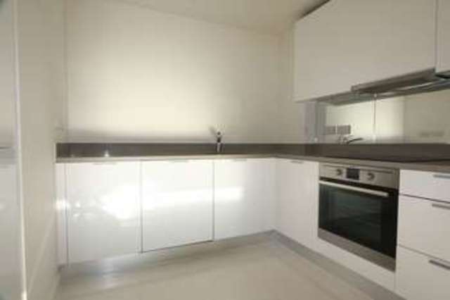  Image of 2 bedroom Flat to rent in Station Approach Hayes UB3 at Station Approach  Hayes, UB3 4FF