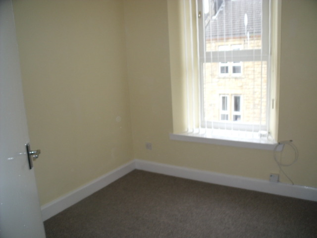  Image of 2 bedroom Flat to rent in Stewart Road Falkirk FK2 at Falkirk Town Falkirk Falkirk, FK2 7AW