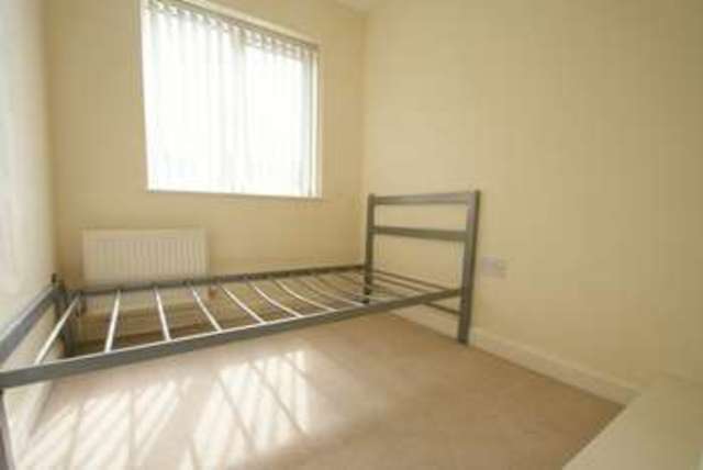  Image of 3 bedroom Detached house to rent in Strawberry Close Nailsea Bristol BS48 at Strawberry Close  Nailsea, BS48 4NX