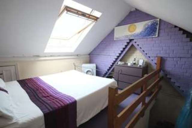  Image of 2 bedroom Terraced house for sale in Tavistock Street Luton LU1 at Tavistock Street  Luton, LU1 3UR