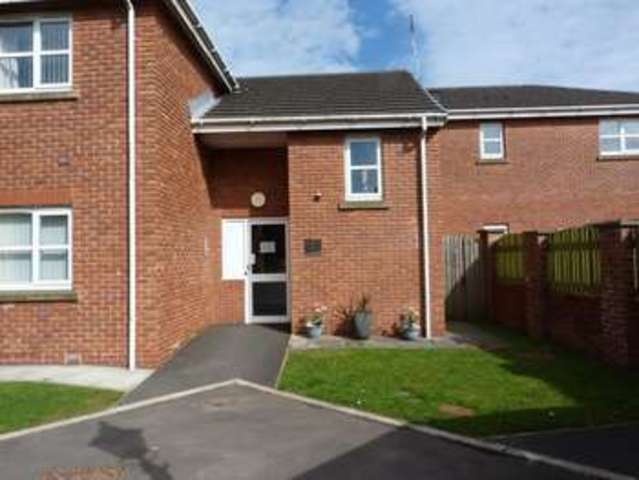  Image of 2 bedroom Flat to rent in The Brock Shaw Oldham OL2 at The Brock Shaw Oldham, OL2 7HG