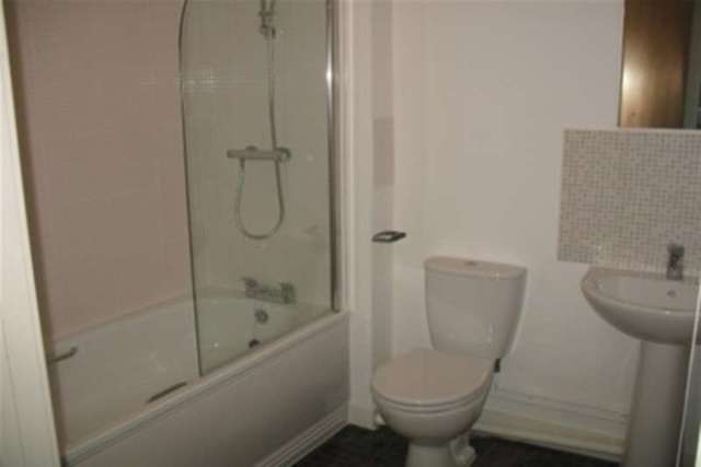  Image of 2 bedroom Flat to rent in The Compass Southampton SO14 at Southampton, SO14 5BQ