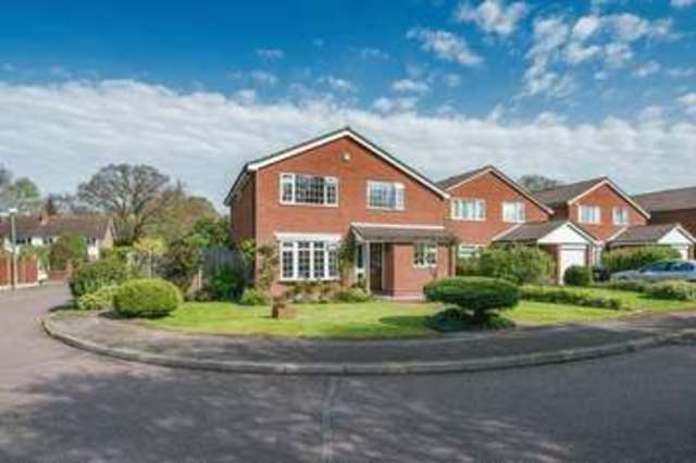  Image of 4 bedroom Detached house for sale in The Grazings Hemel Hempstead Industrial Estate Hemel Hempstead HP2 at The Grazings  Hemel Hempstead, HP2 5JN