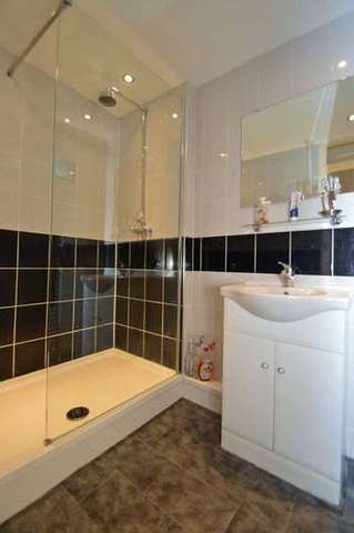  Image of 3 bedroom Terraced house for sale in The Penns Clevedon BS21 at The Penns  Clevedon, BS21 5AN