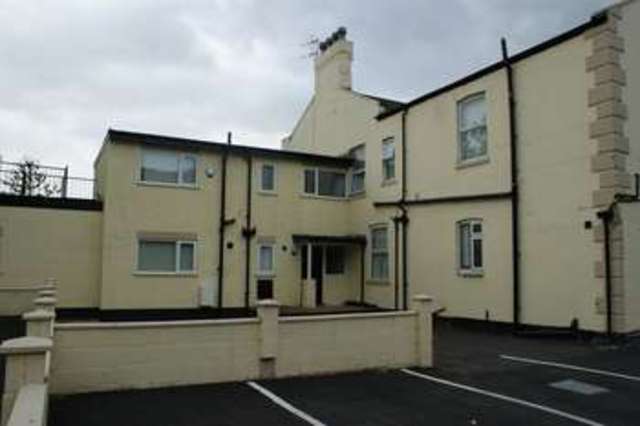  Image of 4 bedroom Semi-Detached house to rent in Third Avenue Nottingham NG7 at Third Avenue  Sherwood Rise, NG7 6JH