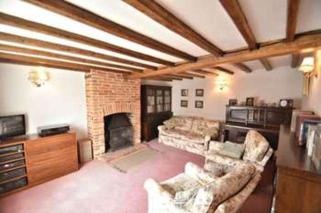  Image of 4 bedroom Cottage for sale in Thorpe Street Aston Upthorpe Didcot OX11 at Thorpe Street Aston Upthorpe Didcot, OX11 9EG