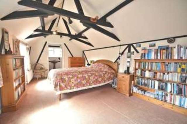  Image of 4 bedroom Cottage for sale in Thorpe Street Aston Upthorpe Didcot OX11 at Thorpe Street Aston Upthorpe Didcot, OX11 9EG