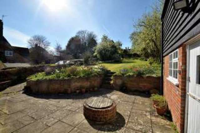  Image of 4 bedroom Cottage for sale in Thorpe Street Aston Upthorpe Didcot OX11 at Thorpe Street Aston Upthorpe Didcot, OX11 9EG