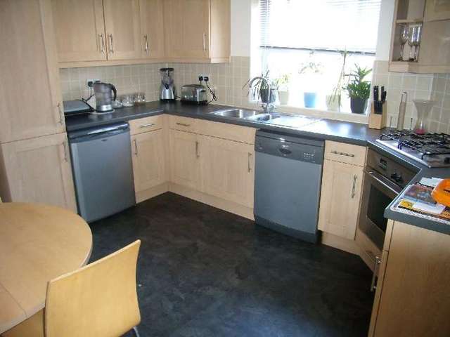  Image of 4 bedroom Detached house to rent in Seagrim Road Bournemouth BH8 at Bournemouth, BH8 0BD