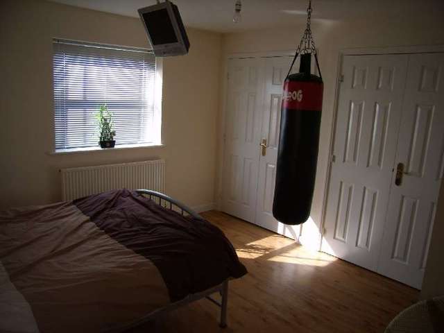  Image of 4 bedroom Detached house to rent in Seagrim Road Bournemouth BH8 at Bournemouth, BH8 0BD
