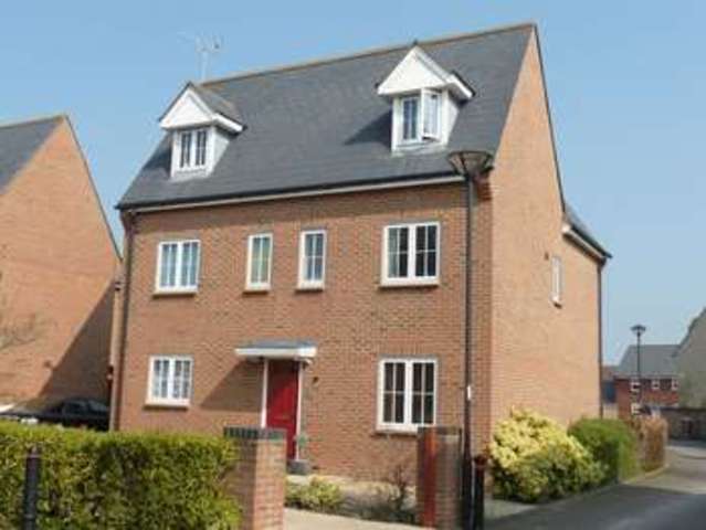  Image of 6 bedroom Detached house for sale in Tortworth Road Swindon SN25 at Tortworth Road Redhouse Swindon, SN25 2AJ