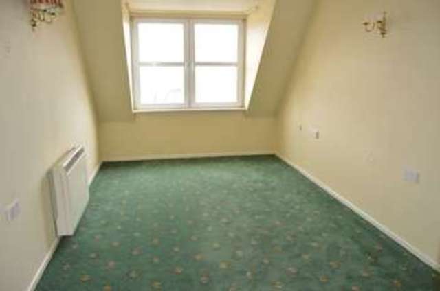  Image of 1 bedroom Retirement Property for sale in Town Lane Newport PO30 at Town Lane  Newport, PO30 1AR