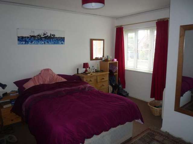  Image of 1 bedroom Apartment to rent in Trinity Road Mistley Manningtree CO11 at Trinity Farm Court Mistley Manningtree, CO11 2HL