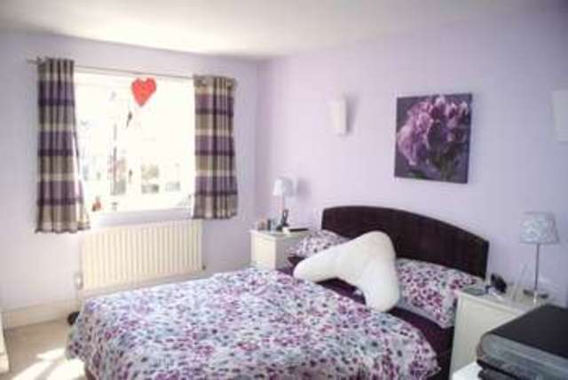  Image of 3 bedroom Terraced house for sale in High Street Twyford Reading RG10 at High Street Twyford Reading, RG10 9AF