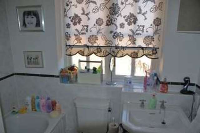  Image of 3 bedroom Terraced house for sale in High Street Twyford Reading RG10 at High Street Twyford Reading, RG10 9AF