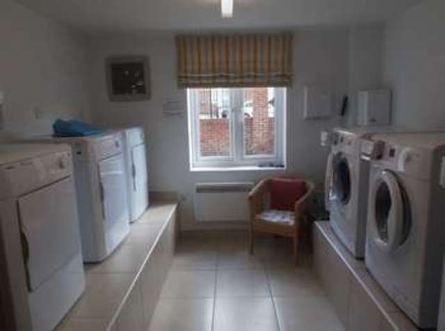  Image of 1 bedroom Property for sale in White Hart Lane Romford RM7 at White Hart Lane  Romford, RM7 8LZ
