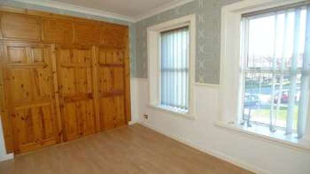  Image of 2 bedroom Flat for sale in Mckenzie Street Kirkcaldy KY1 at Mckenzie Street  Kirkcaldy, KY1 2DW