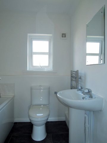  Image of 2 bedroom Detached house to rent in Walnut Drive Plympton Plymouth PL7 at Plympton Plymouth Sparkwell, PL7 2ZD
