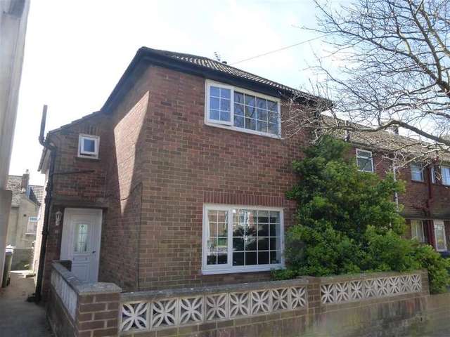  Image of 3 bedroom End of Terrace for sale in Warren Road Folkestone CT19 at Folkestone Kent Folkestone, CT19 6DE