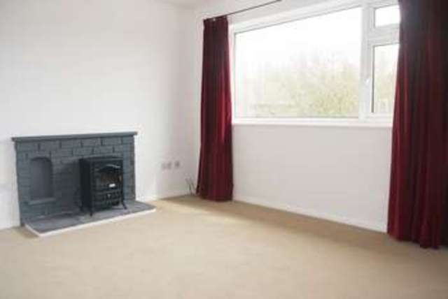  Image of 1 bedroom Flat for sale in Warren View Leicester LE4 at Warren View  Thurmaston, LE4 9WZ
