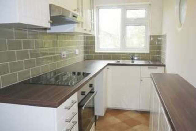  Image of 1 bedroom Flat for sale in Warren View Leicester LE4 at Warren View  Thurmaston, LE4 9WZ