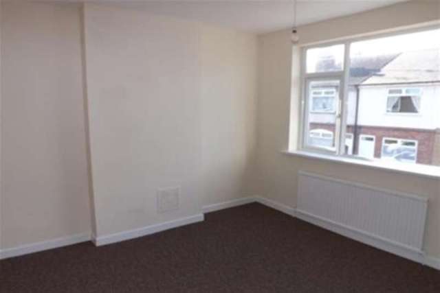  Image of 3 bedroom Detached house to rent in Welbeck Street Warsop Mansfield NG20 at Mansfield, NG20 0NA