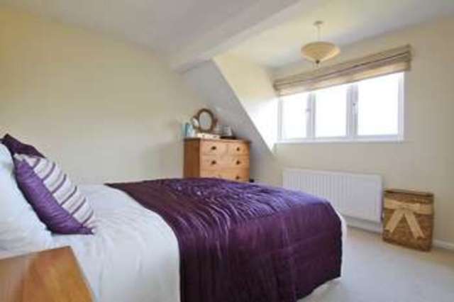  Image of 3 bedroom Property for sale in School Road West Wellow Romsey SO51 at School Road West Wellow Romsey, SO51 6AR