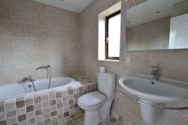  Image of 4 bedroom Detached house to rent in Westwood Gate Beverley HU17 at Westwood Gate  Beverley, HU17 8LZ