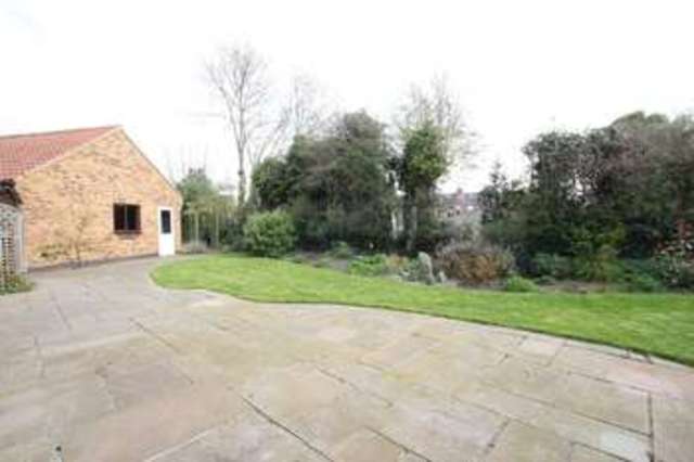  Image of 4 bedroom Detached house to rent in Westwood Gate Beverley HU17 at Westwood Gate  Beverley, HU17 8LZ