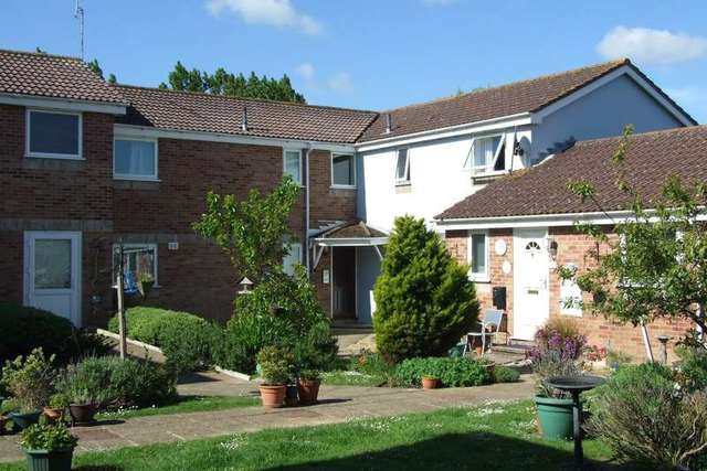  Image of 1 bedroom Flat to rent in The Doves Weymouth DT3 at Weymouth, DT3 5SJ