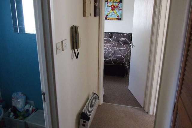  Image of 1 bedroom Flat to rent in The Doves Weymouth DT3 at Weymouth, DT3 5SJ
