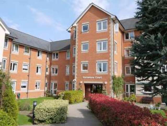  Image of 1 bedroom Retirement Property for sale in Willow Road Aylesbury HP19 at Willow Road  Aylesbury, HP19 9SZ