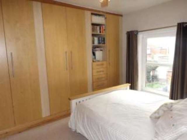  Image of 2 bedroom End of Terrace for sale in Wollaton Road Beeston Nottingham NG9 at Beeston Nottingham Beeston, NG9 2NP