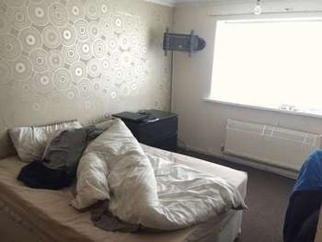  Image of 3 bedroom Terraced house to rent in Wolverhampton Road Heath Town Wolverhampton WV10 at Wolverhampton Road Heath Town Wolverhampton, WV10 0QF