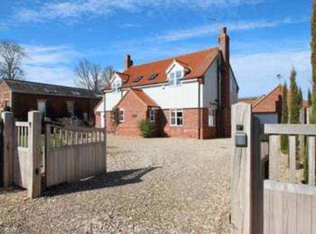  Image of 4 bedroom Detached house for sale in Wymers Lane South Walsham Norwich NR13 at 2a Wymers Lane South Walsham Norwich, NR13 6EA