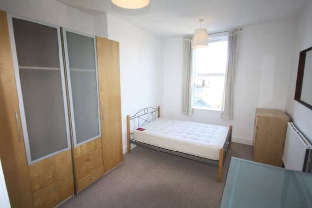  Image of 2 bedroom Apartment to rent in Buxton Road Stockport SK2 at Heaviley Stockport, SK2 7AE