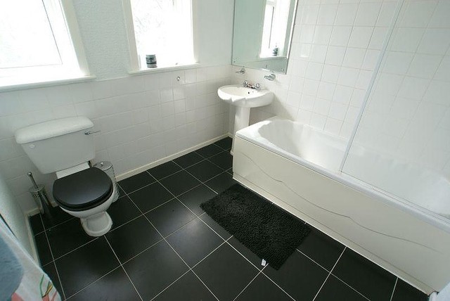  Image of 3 bedroom Detached house to rent in Stanton Road Bournemouth BH10 at Bournemouth, BH10 5DS