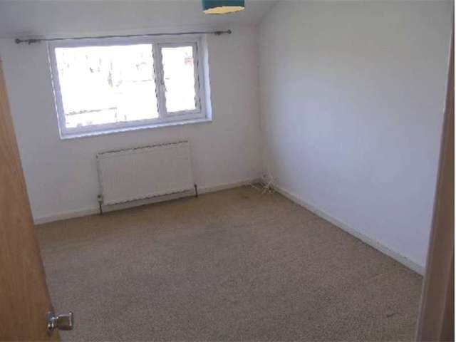  Image of 3 bedroom Town House to rent in Hope Street West Macclesfield SK10 at Hope Street West  MACCLESFIELD, SK10 1BE