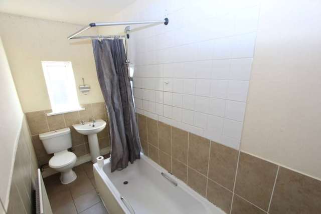  Image of 2 bedroom Terraced house to rent in Adwick Place Burley Leeds LS4 at Adwick Place  Leeds, LS4 2RA