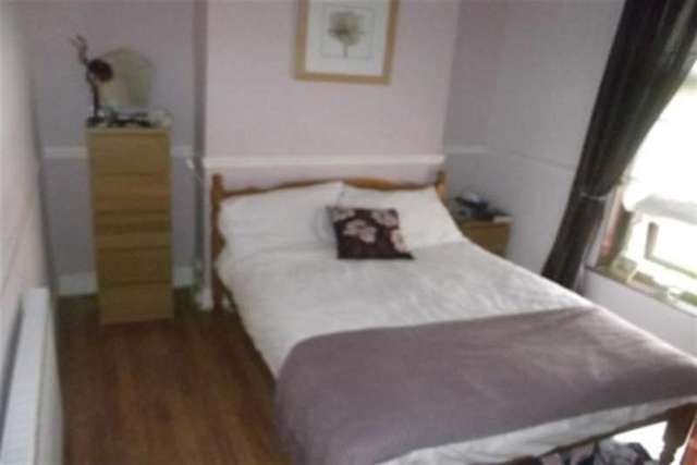 Image of 3 bedroom Terraced house to rent in Alderson Road Wavertree Liverpool L15 at Liverpool, L15 1HH